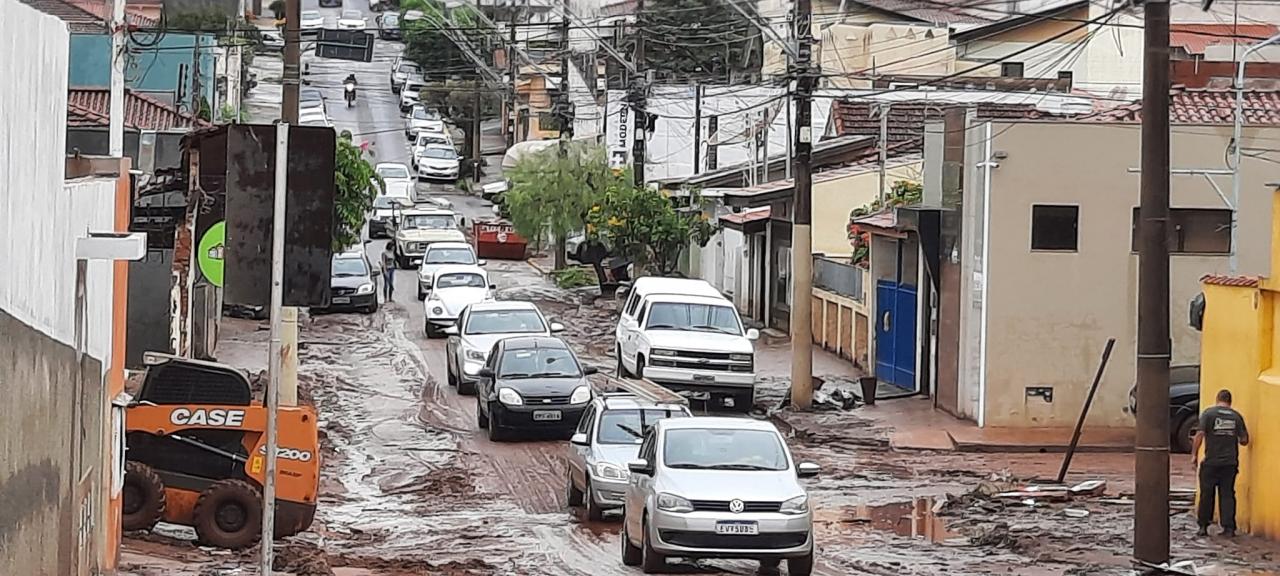 Foto 9 de 13 — Após estragos e morte, veja como amanheceu a cidade de Jaú